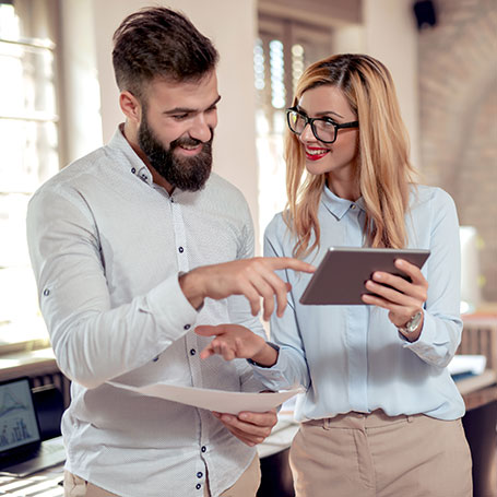 Compliance und andere rechtliche Abwägungen bei der globalen Lohnabrechnung